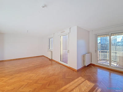 Appartement - 145 m² - 6 pièces