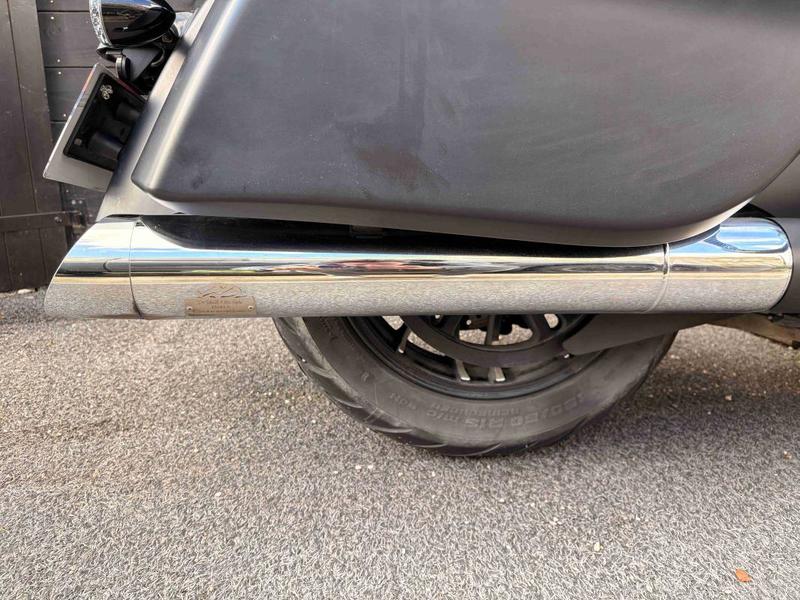 Indian Pursuit Dark Horse