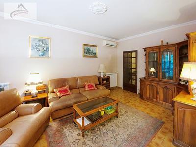 Maison - 93 m² - 5 pièces