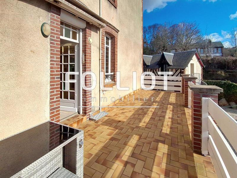 Appartement - 100 m² - 4 pièces