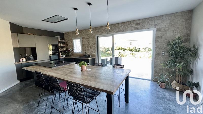 Maison - 94 m² - 4 pièces