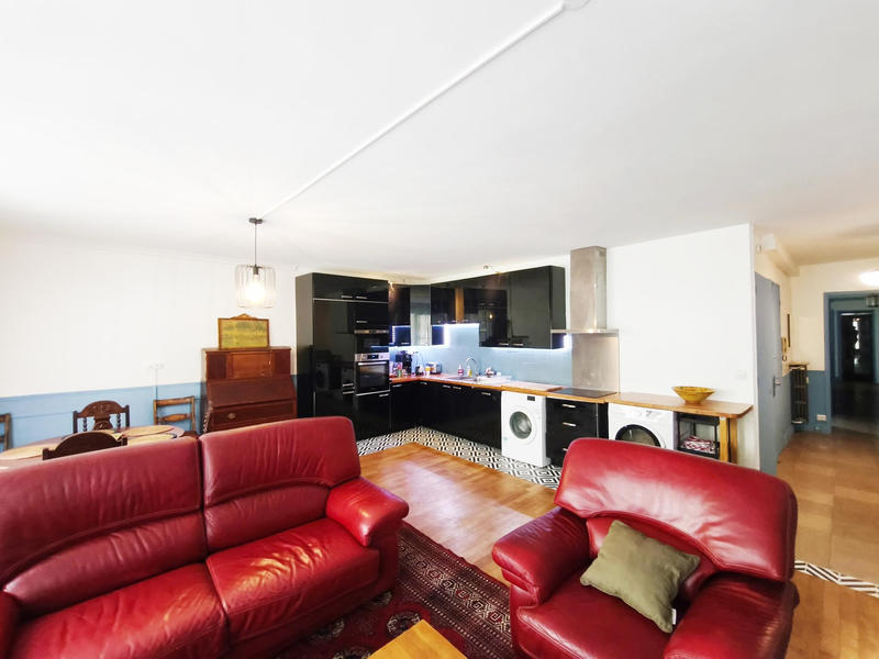 Appartement - 95 m² - 4 pièces