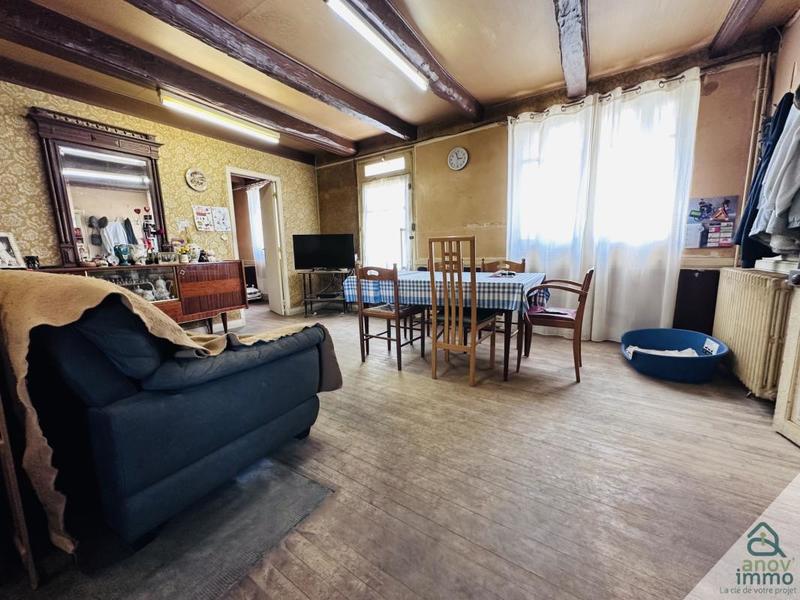 Maison - 198 m² - 8 pièces