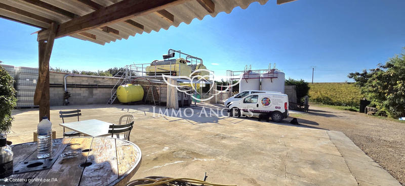 Mas - 240 m² - 13 pièces