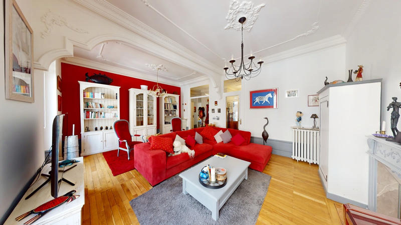 Appartement - 99 m² - 4 pièces