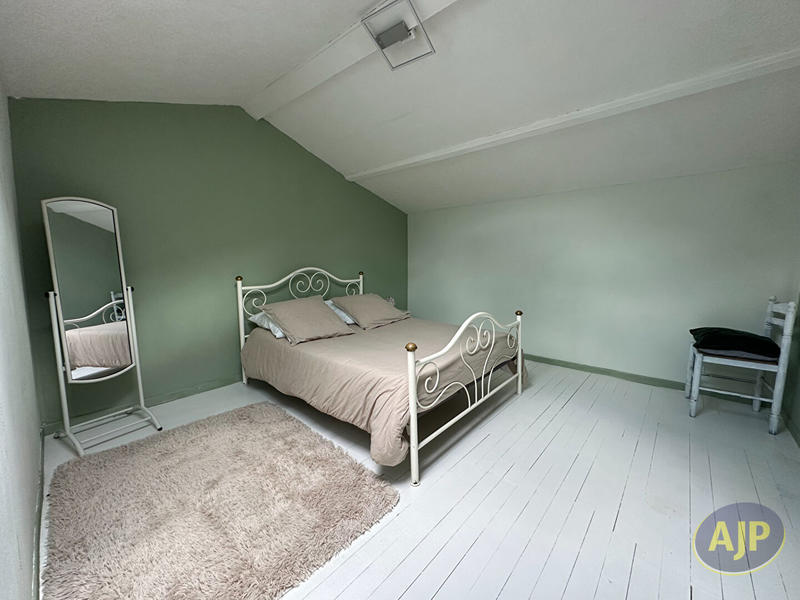 Maison - 138 m² - 6 pièces