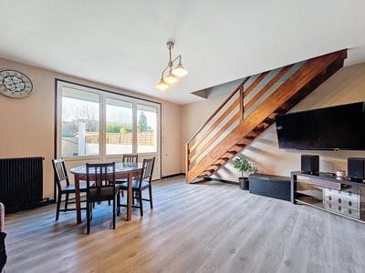 Maison - 75 m² - 4 pièces