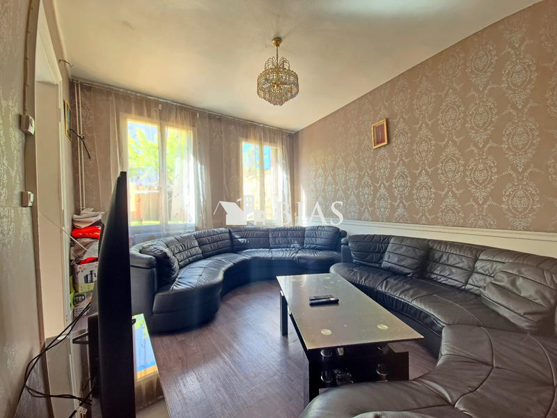 Maison - 91 m² - 5 pièces