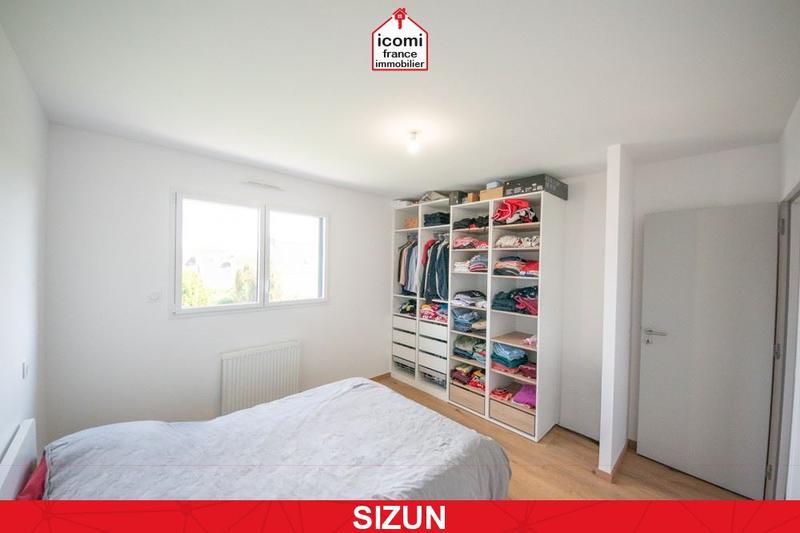 Maison - 220 m² - 6 pièces