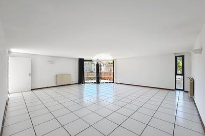 Appartement - 121 m² - 4 pièces