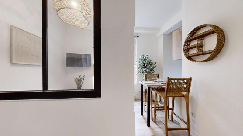 Studio - 21 m² - 2 pièces