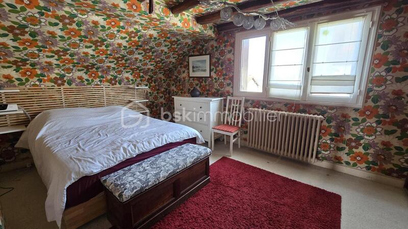 Maison - 94 m² - 5 pièces