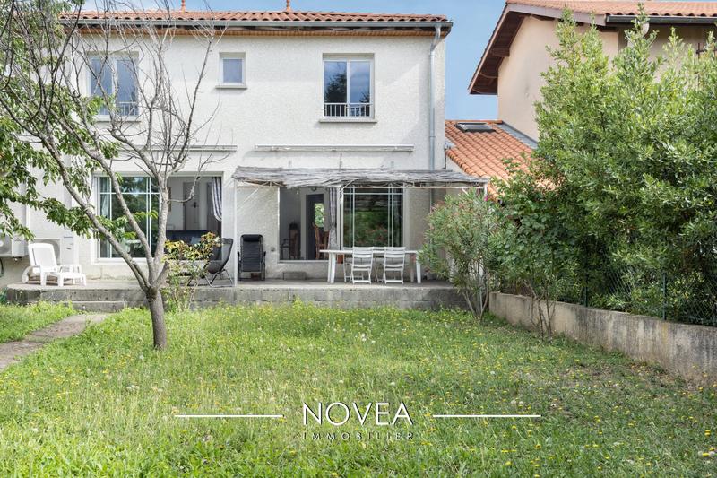 Villa - 137 m² - 6 pièces