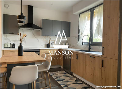Maison - 141 m² - 6 pièces