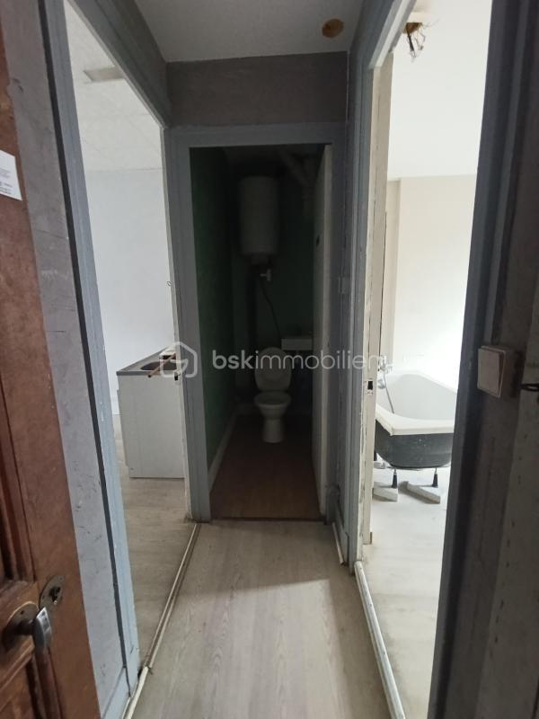 Local commercial - 77 m² - 3 pièces