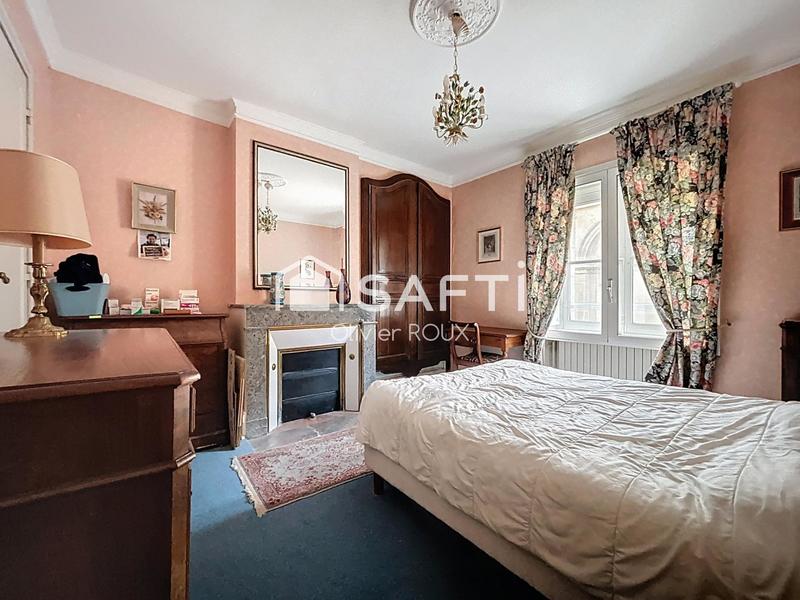 Appartement - 180 m² - 6 pièces