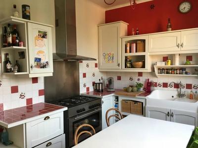 Maison - 202 m² - 7 pièces