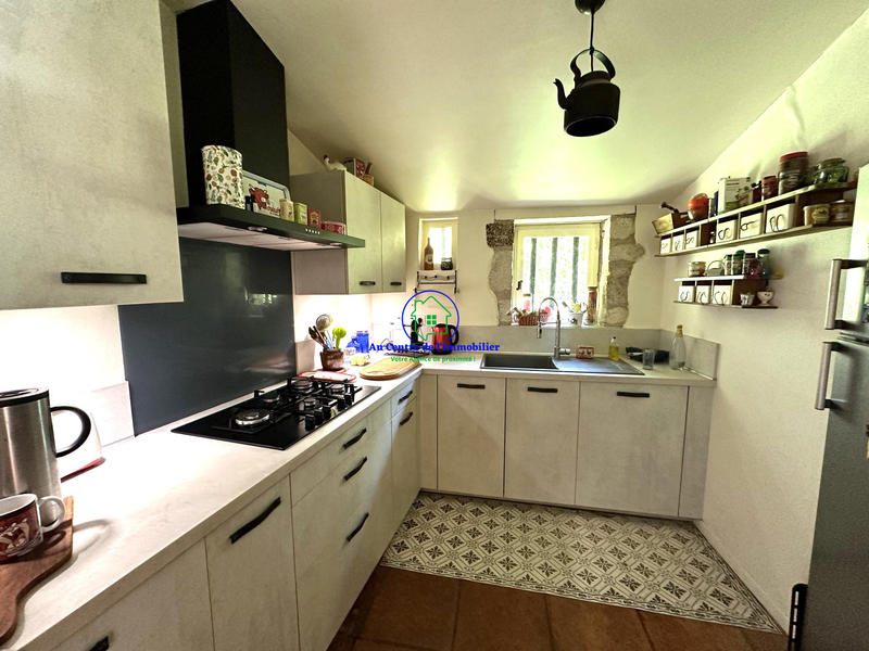 Maison - 228 m² - 8 pièces