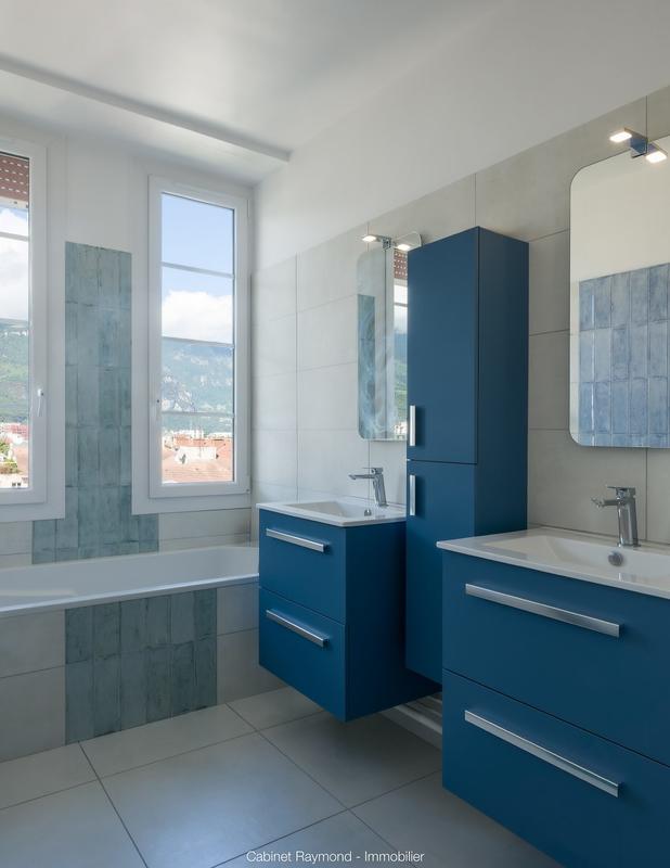 Appartement - 170 m² - 5 pièces