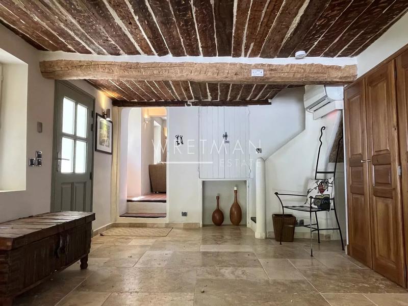 Mas - 251 m² - 8 pièces