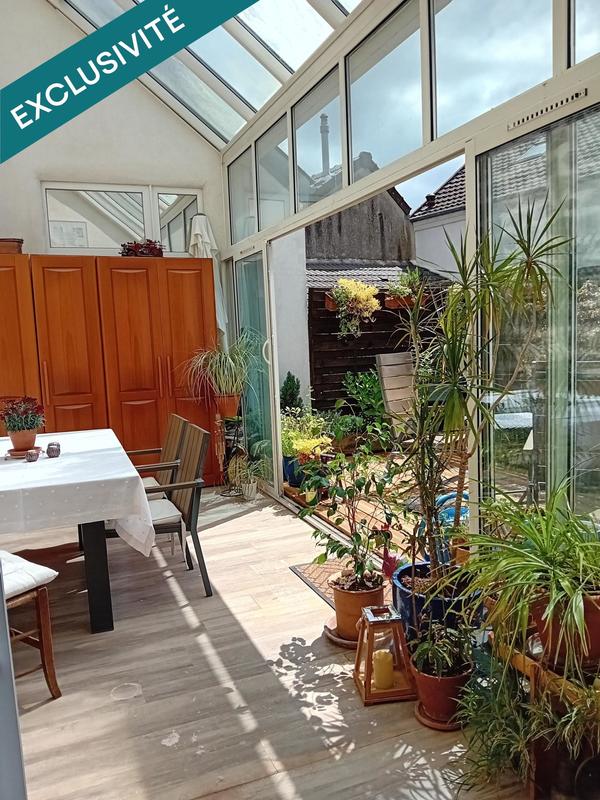 Villa - 201 m² - 6 pièces