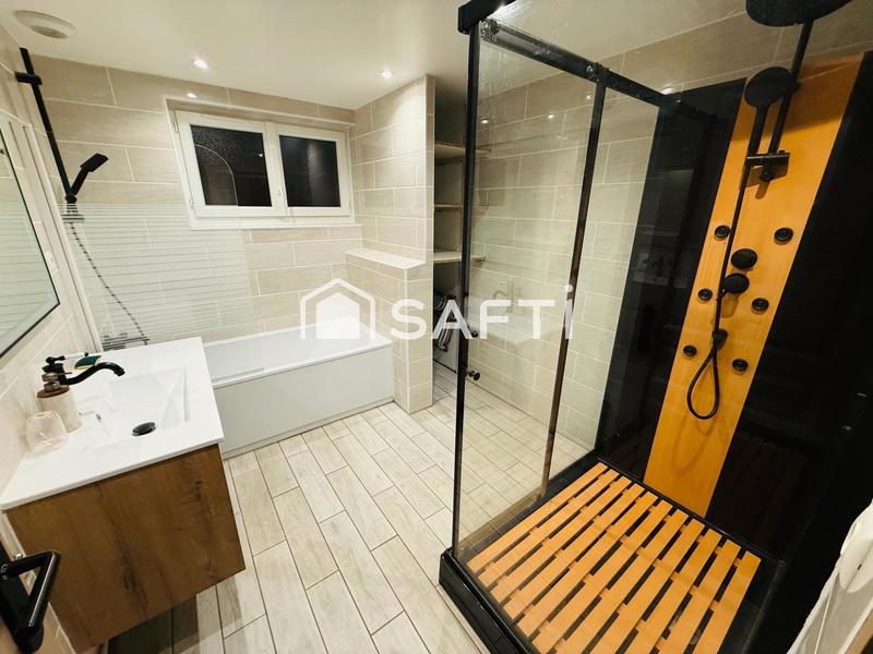 Maison - 152 m² - 7 pièces