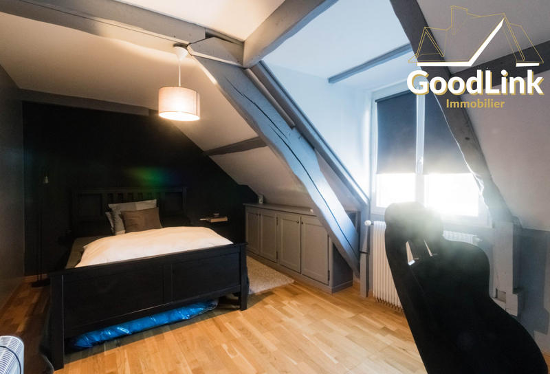 Maison ancienne - 178 m² - 6 pièces