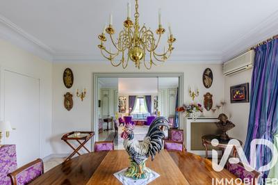 Duplex - 252 m² - 8 pièces