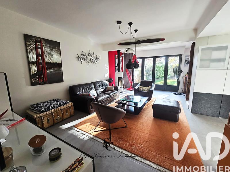 Maison - 144 m² - 7 pièces