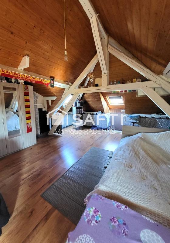 Maison - 267 m² - 12 pièces