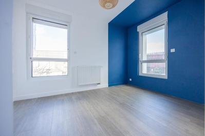 Appartement - 85 m² - 5 pièces