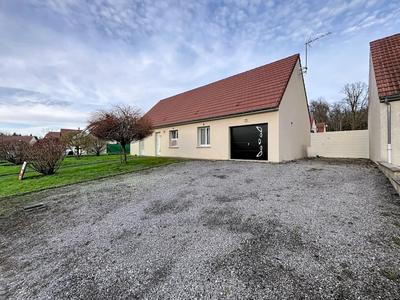 Maison - 90 m² - 5 pièces