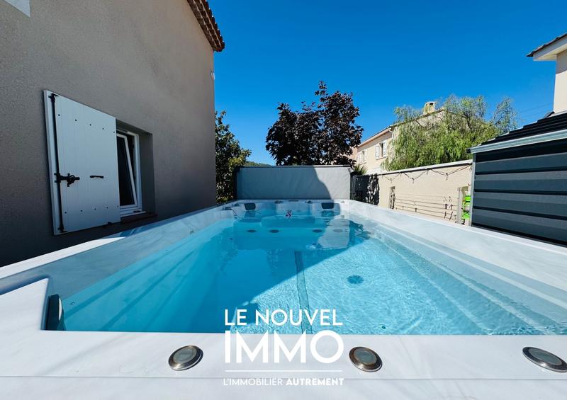 Maison - 92 m² - 3 pièces