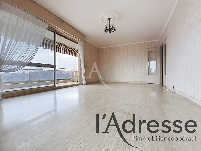 Appartement - 77 m² - 3 pièces