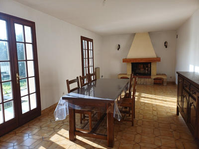 Maison - 80 m² - 5 pièces