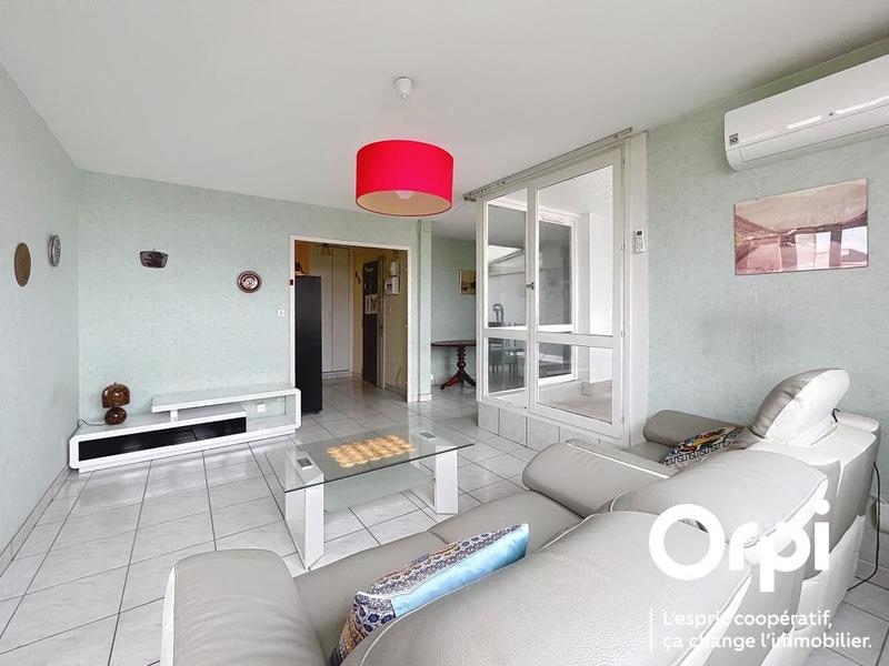 Appartement - 75 m² - 3 pièces