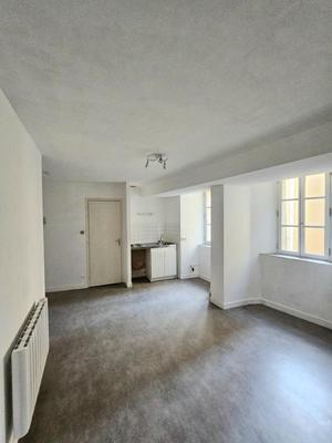 Studio - 21 m² - 1 pièce