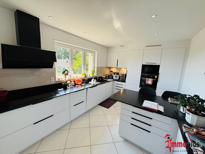 Maison - 165 m² - 7 pièces