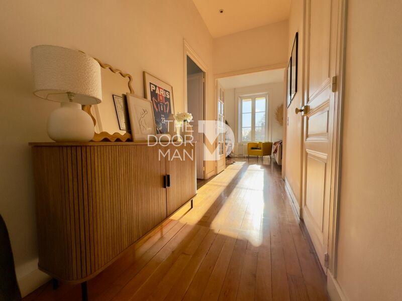 Appartement - 117 m² - 4 pièces