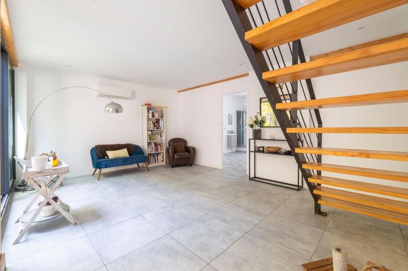 Maison - 186 m² - 5 pièces