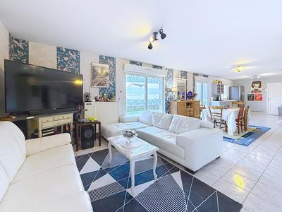 Maison - 158 m² - 5 pièces