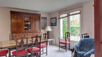 Maison - 196 m² - 6 pièces