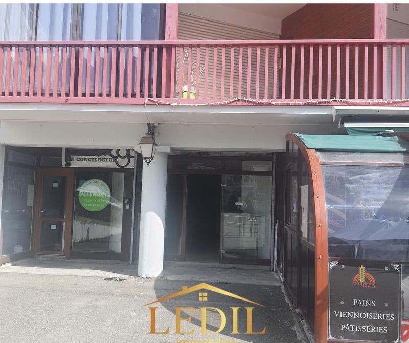 Local commercial - 35 m² - 3 pièces