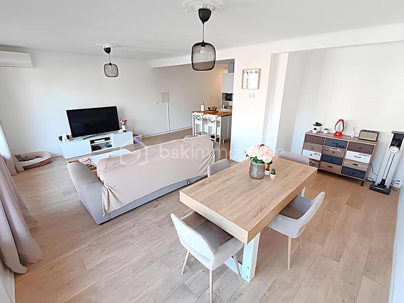 Appartement - 76 m² - 3 pièces