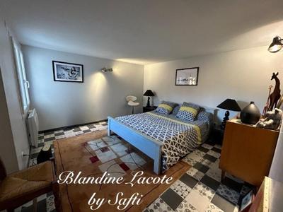 Maison - 135 m² - 8 pièces