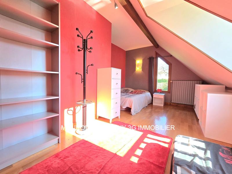 Maison - 248 m² - 7 pièces