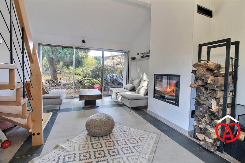 Maison - 80 m² - 5 pièces