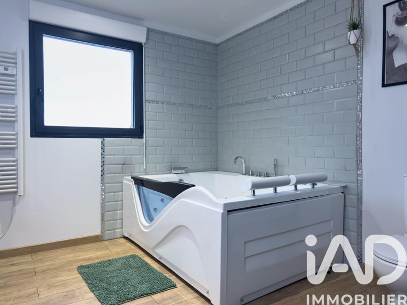 Maison de ville - 179 m² - 7 pièces