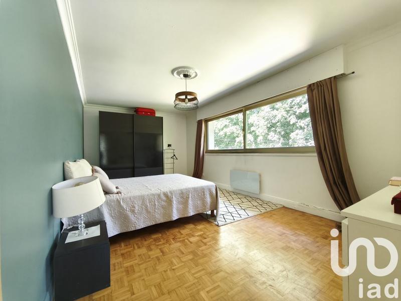 Maison - 303 m² - 9 pièces