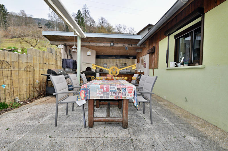 Maison - 143 m² - 7 pièces